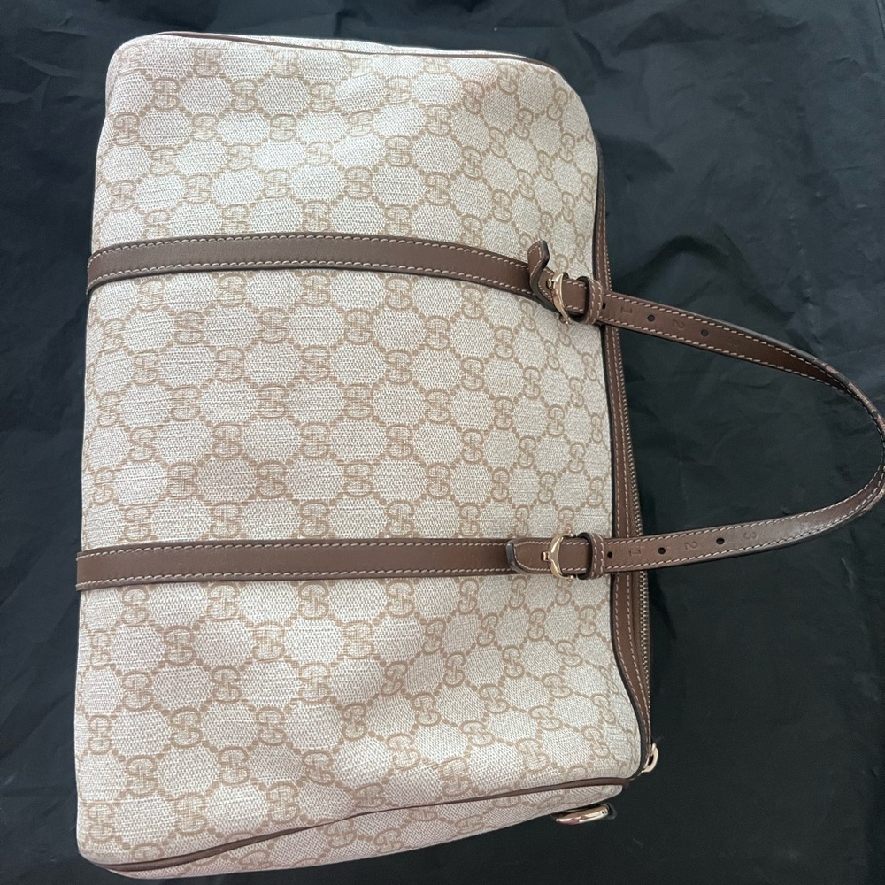 Gucci Cream and Brown Travel Bag
